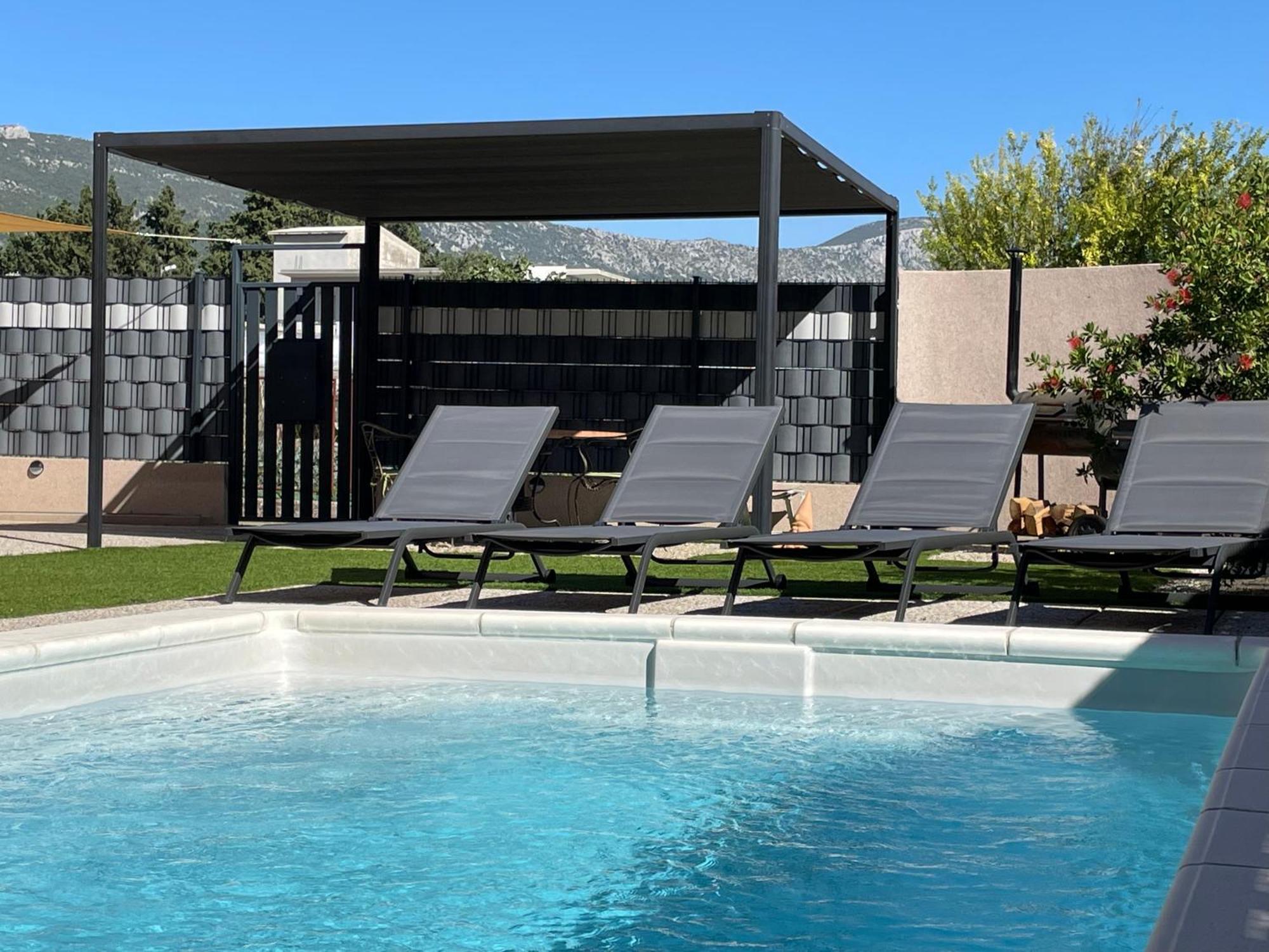 Villa Andrijana - Exclusively Yours - Family Getaway With Private Pool Kaštela 외부 사진