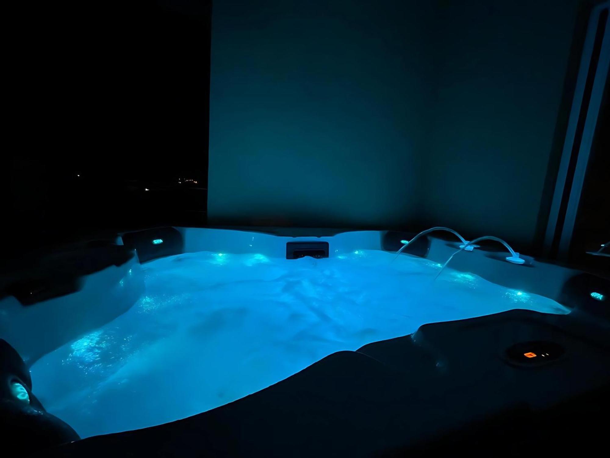 Villa Andrijana - Exclusively Yours - Family Getaway With Private Pool Kaštela 외부 사진