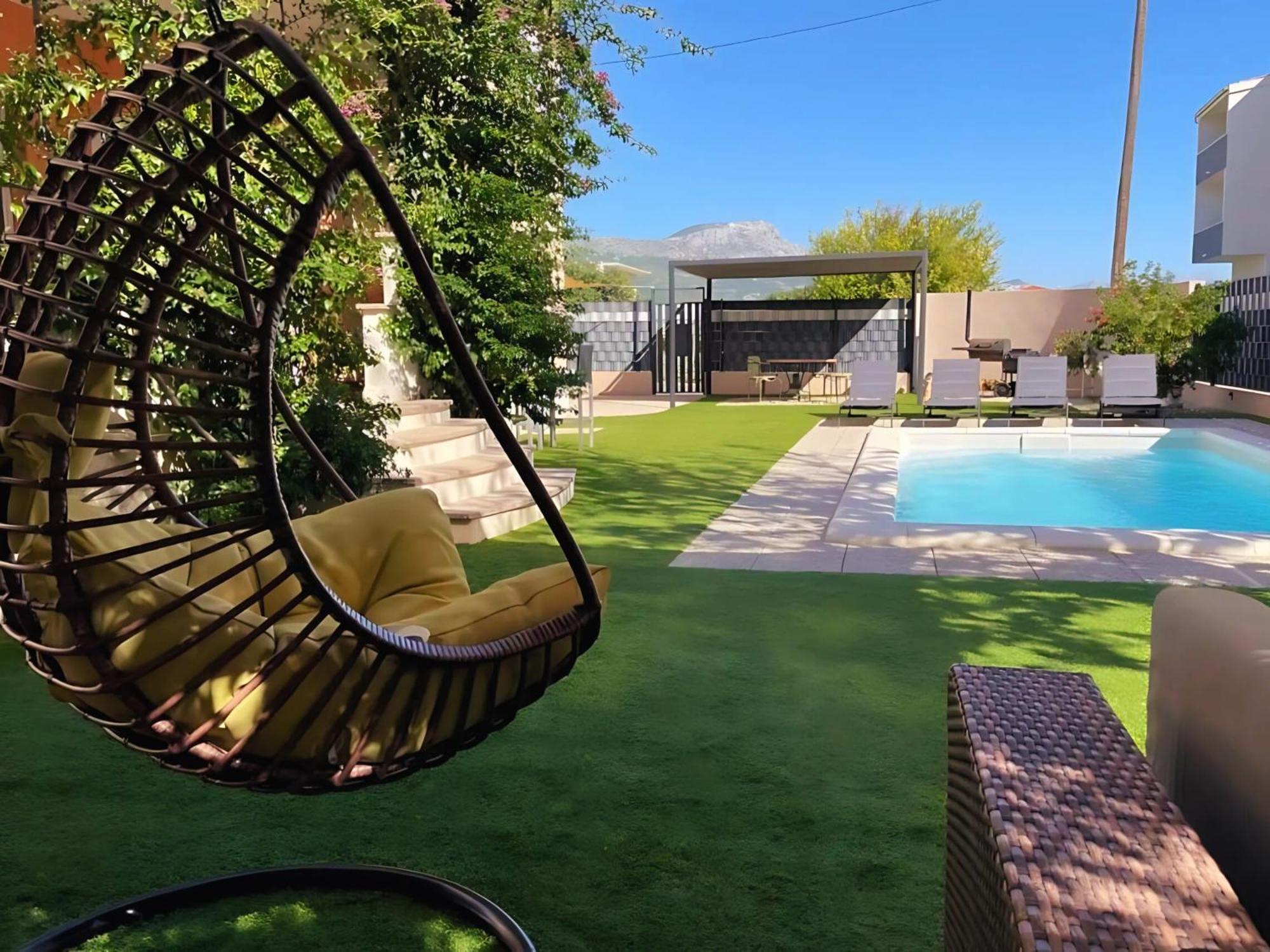 Villa Andrijana - Exclusively Yours - Family Getaway With Private Pool Kaštela 외부 사진